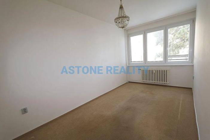 Pronájem bytu 3+1, Praha - Radotín, Kraslická, 84 m2