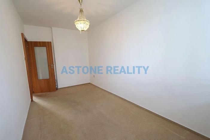 Pronájem bytu 3+1, Praha - Radotín, Kraslická, 84 m2