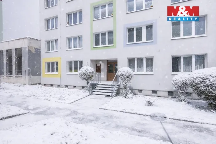 Prodej bytu 3+1, Klatovy - Klatovy III, Pod Hůrkou, 66 m2