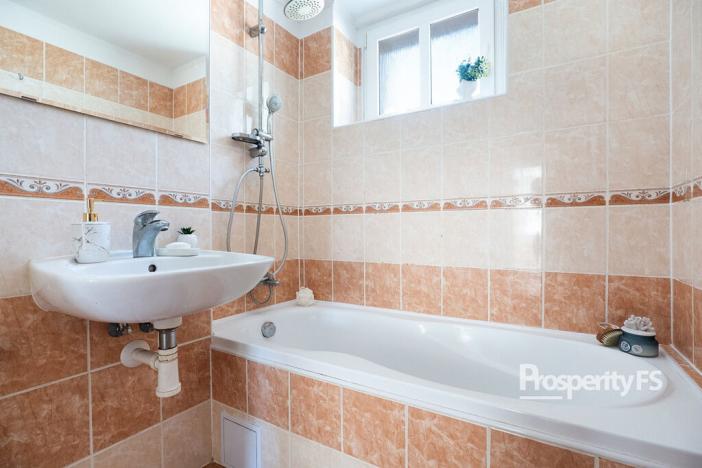 Prodej bytu 2+1, Horní Slavkov, Zahradní, 47 m2