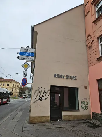 Pronájem obchodního prostoru, Brno, Mendlovo náměstí, 91 m2