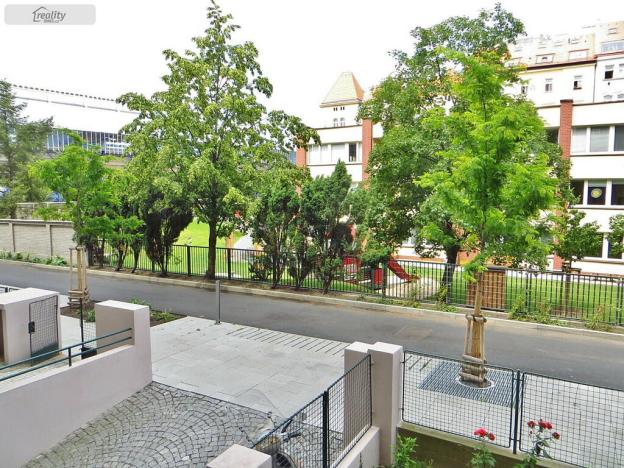 Pronájem bytu 1+kk, Praha - Bubeneč, Milady Horákové, 38 m2