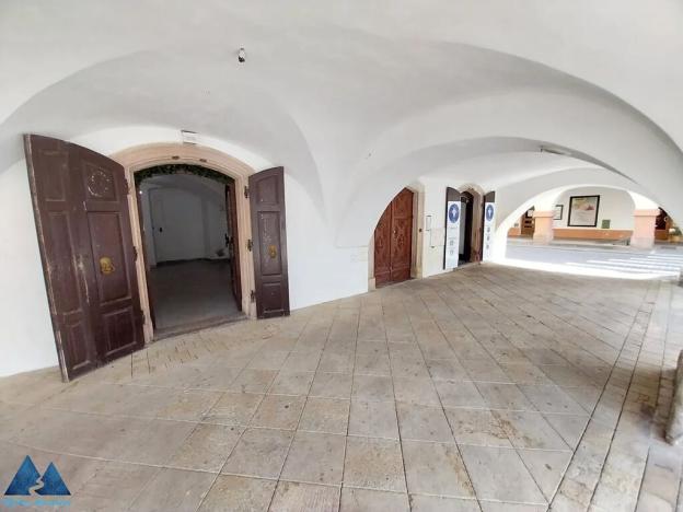Pronájem obchodního prostoru, Hostinné, Náměstí, 22 m2