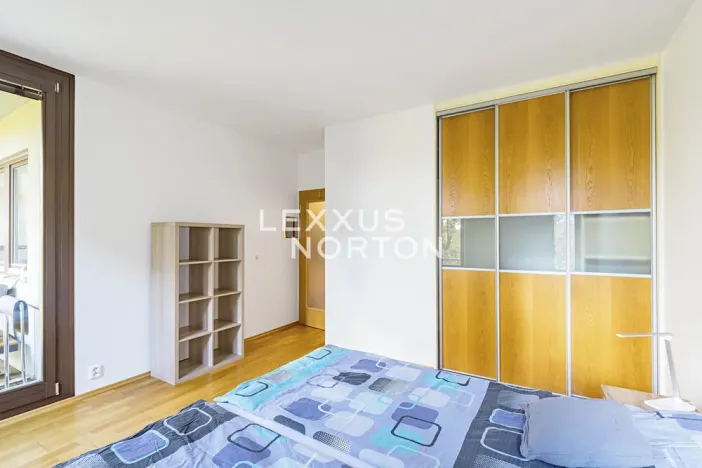 Pronájem bytu 2+kk, Praha - Podolí, V rovinách, 68 m2