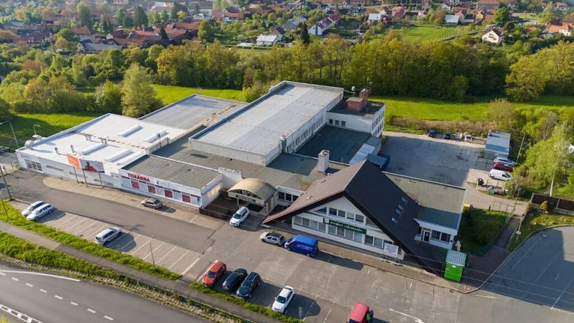 Pronájem výrobních prostor, Zádveřice-Raková, 4899 m2