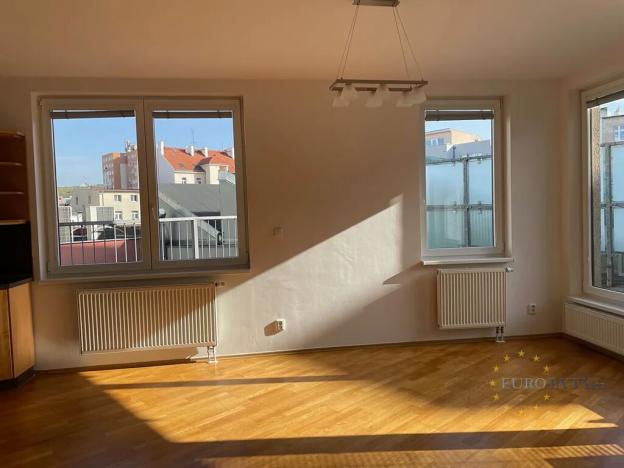 Prodej bytu 2+kk, Praha - Libeň, Drahobejlova, 68 m2