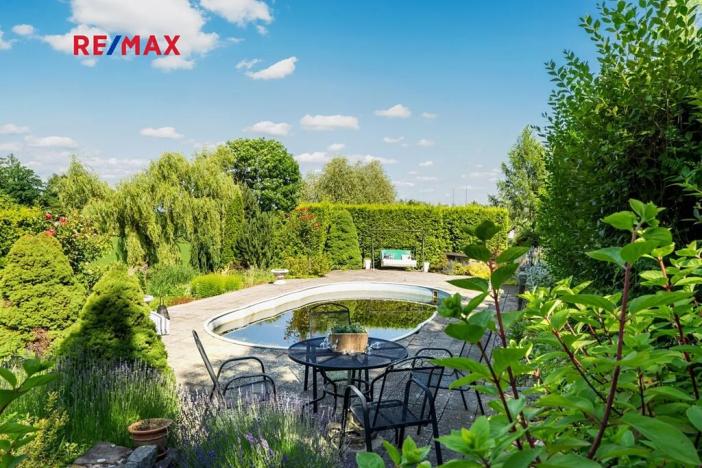 Prodej rodinného domu, Včelákov, 358 m2