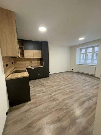 Pronájem bytu 2+1, Děčín, Zámecká, 68 m2