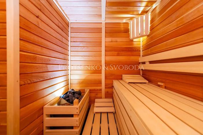 Prodej rodinného domu, Bratislava, Slovensko, 490 m2