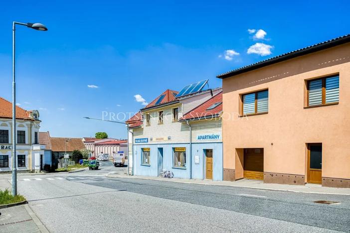 Prodej ubytování, Batelov, Třešťská, 490 m2