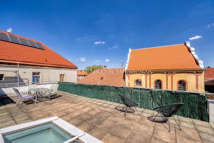 Prodej ubytování, Batelov, Třešťská, 490 m2