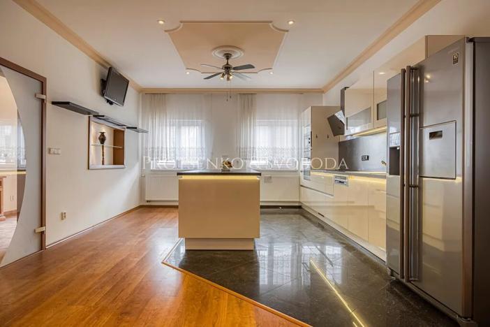 Prodej rodinného domu, Praha - Řepy, Gallašova, 320 m2