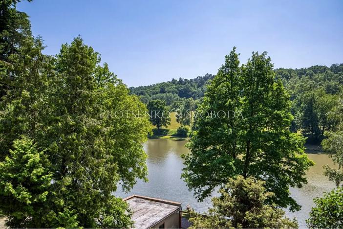 Prodej ubytování, Mnichovice, Nad rybníkem, 312 m2