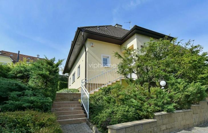 Pronájem vily, Praha - Nebušice, 290 m2