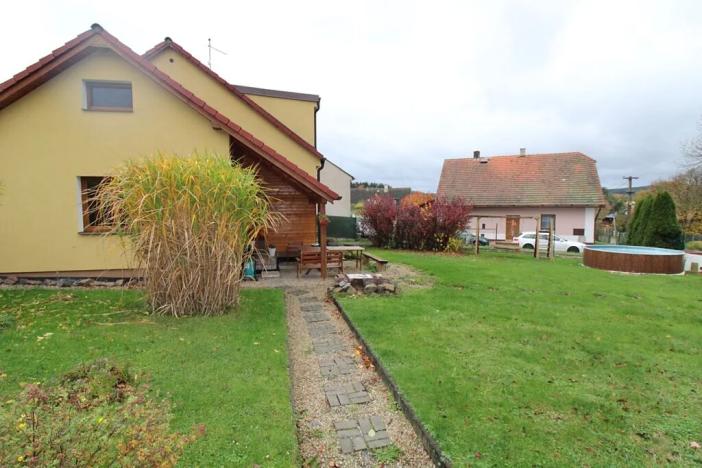 Prodej rodinného domu, Plískov, 180 m2