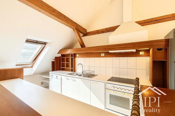 Pronájem kanceláře, Praha - Holešovice, Dukelských hrdinů, 176 m2