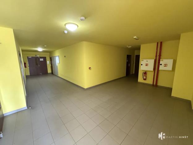 Pronájem bytu 1+kk, Praha - Libeň, Pod plynojemem, 45 m2