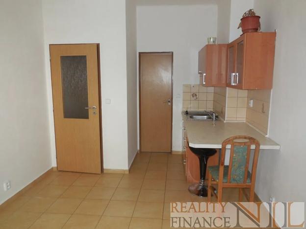 Pronájem bytu 1+kk, Plzeň, Kostelní, 20 m2