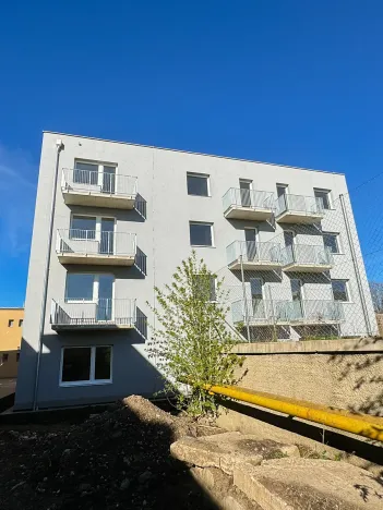 Pronájem ubytování, Slavkov u Brna, U Mlýna, 1320 m2