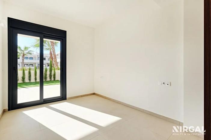 Prodej bytu 2+kk, Torrevieja, Španělsko, 67 m2