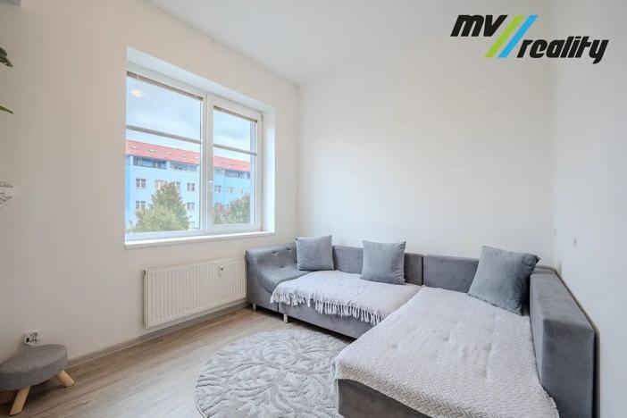 Prodej bytu 1+1, Milovice, Topolová, 44 m2