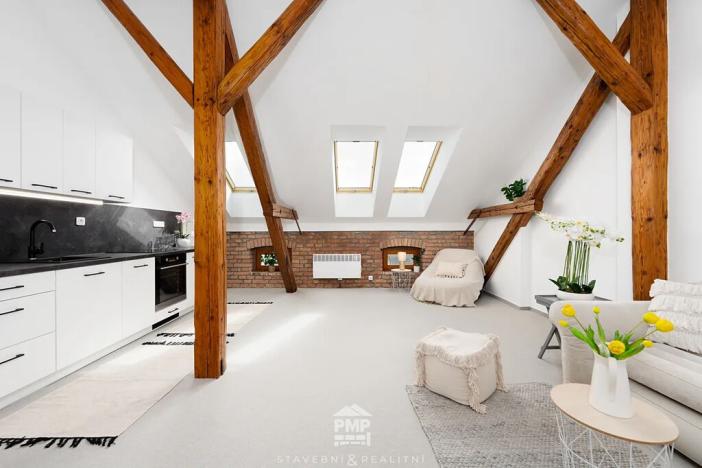 Pronájem bytu 2+kk, Znojmo, Havlíčkova, 69 m2