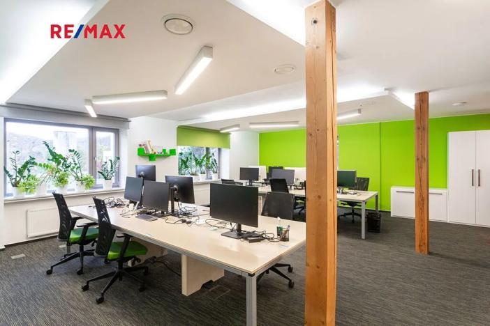 Pronájem kanceláře, Praha - Hodkovičky, Pod kopcem, 700 m2