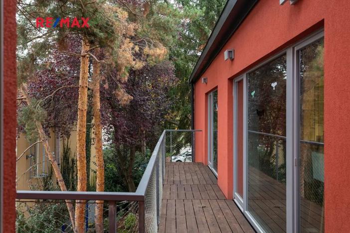 Pronájem kanceláře, Praha - Hodkovičky, Pod kopcem, 700 m2