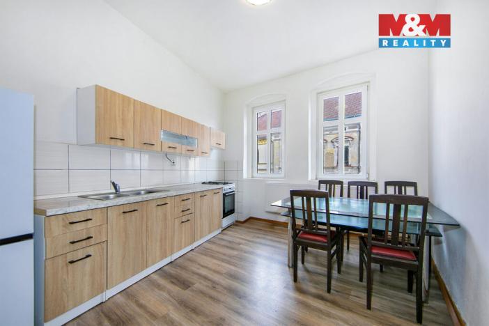 Prodej rodinného domu, Bezdružice, náměstí Kryštofa Haranta, 300 m2