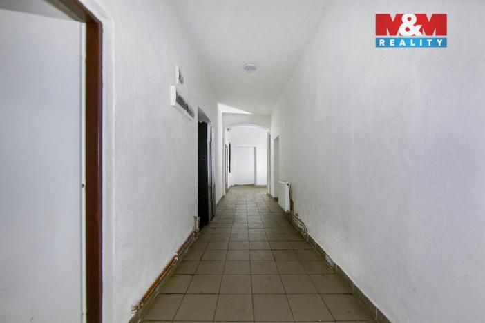 Prodej rodinného domu, Bezdružice, náměstí Kryštofa Haranta, 300 m2