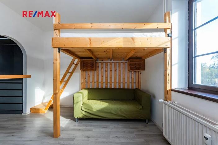 Prodej bytu 1+kk, Praha - Hlubočepy, Pod Žvahovem, 17 m2