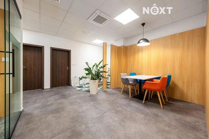 Pronájem obchodního prostoru, Pardubice, Na Spravedlnosti, 200 m2