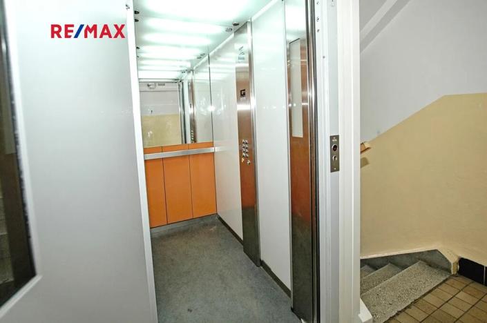 Pronájem bytu 1+1, Plzeň, Krejčíkova, 42 m2