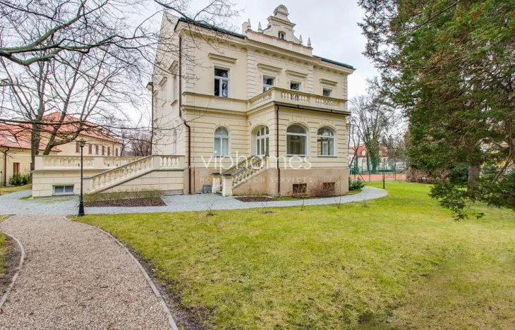 Pronájem vily, Praha - Vokovice, Ke dvoru, 827 m2