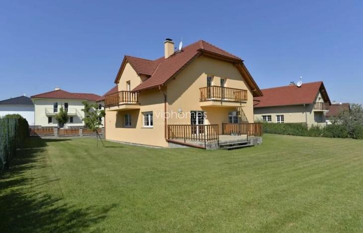 Pronájem vily, Průhonice, 400 m2