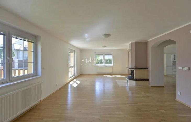 Pronájem vily, Průhonice, 400 m2