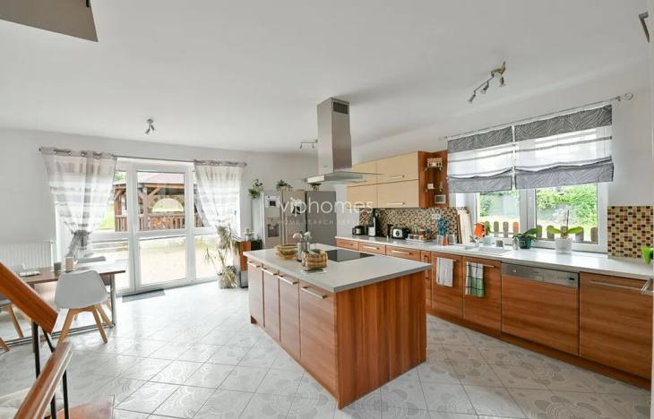 Pronájem vily, Praha - Stodůlky, Pod viaduktem, 996 m2