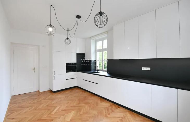 Pronájem bytu 3+1, Praha - Dejvice, 137 m2