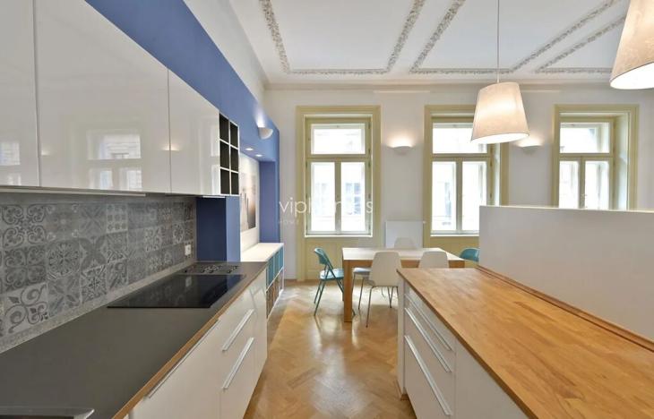 Pronájem bytu 2+kk, Praha - Nové Město, Soukenická, 67 m2