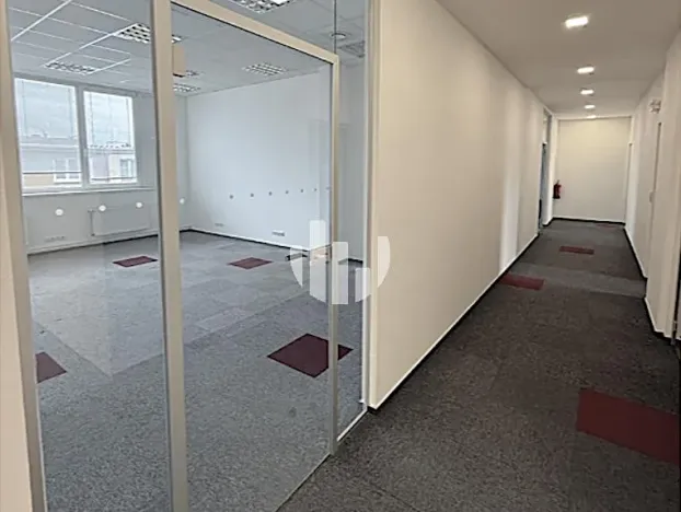 Pronájem kanceláře, Praha - Libeň, Lihovarská, 368 m2