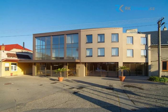 Prodej restaurace, Daskabát, 950 m2