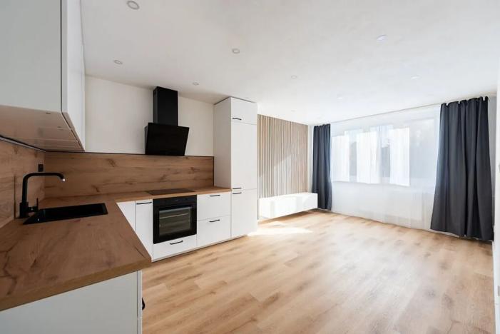 Prodej bytu 2+kk, Praha - Zličín, Nedašovská, 40 m2