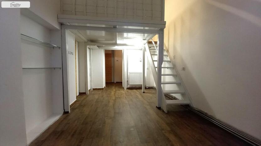 Pronájem obchodního prostoru, Praha - Libeň, Sokolovská, 23 m2