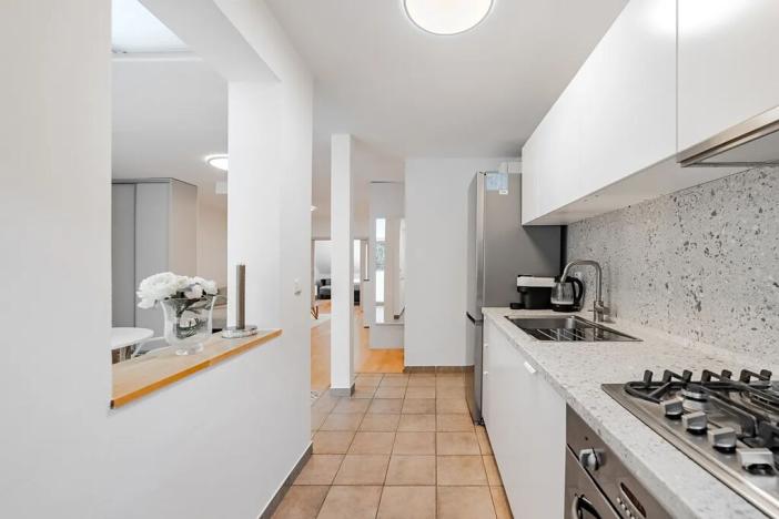 Pronájem bytu 3+kk, Praha - Karlín, Pernerova, 100 m2