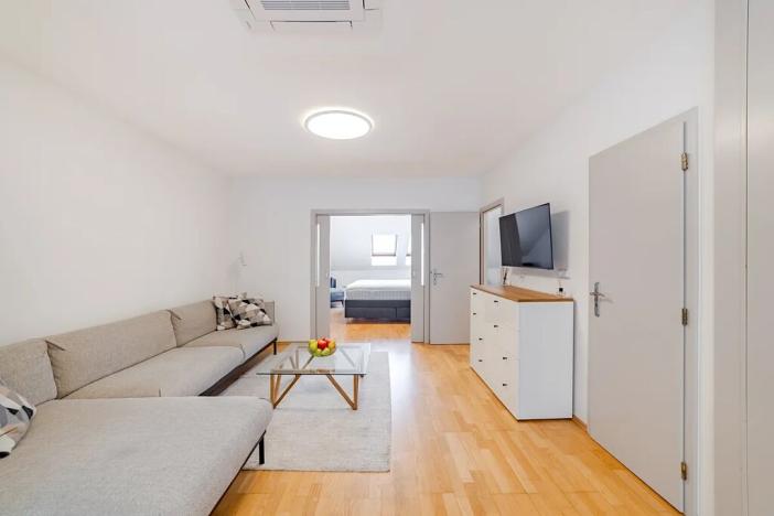 Pronájem bytu 3+kk, Praha - Karlín, Pernerova, 100 m2