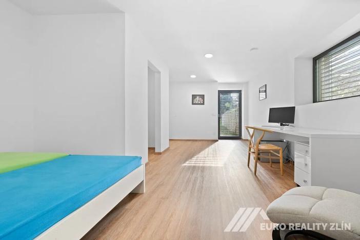 Prodej rodinného domu, Zlín, Mezihoří, 350 m2