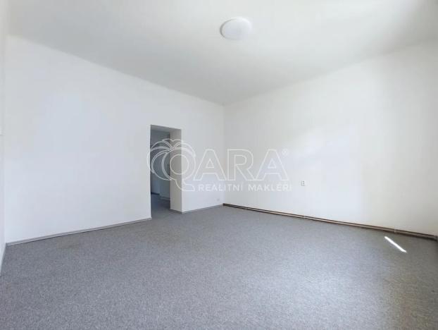 Pronájem bytu 2+kk, Praha - Vinohrady, Květná, 45 m2