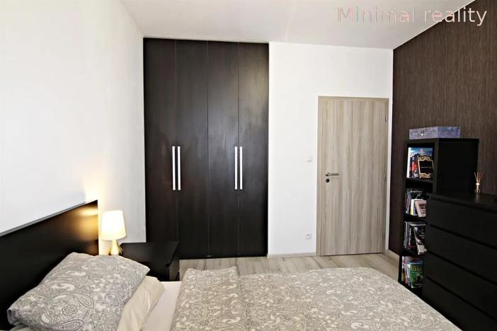 Pronájem bytu 2+kk, Brno, Novodvorská, 58 m2