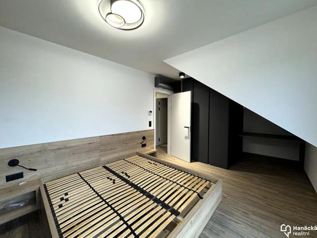 Pronájem bytu 2+kk, Olomouc, Rejskova, 56 m2