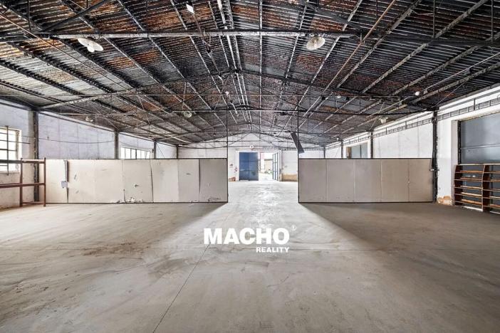 Pronájem skladu, Chrášťany, K Vodojemu, 405 m2